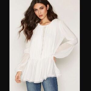 FREE PEOPLE Soul Serene Top in Ivory Size Small